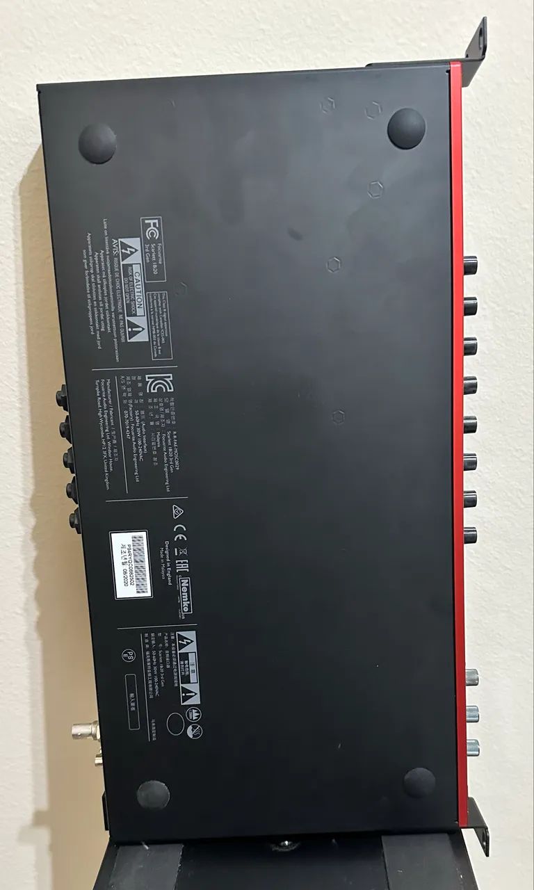 Interface De Audio Focusrite Scarlett 18i20 3rd Gen - Foto 4
