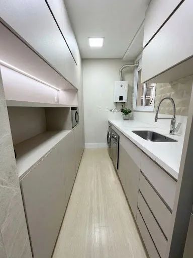 Apartamento com móveis planejados - Foto 4