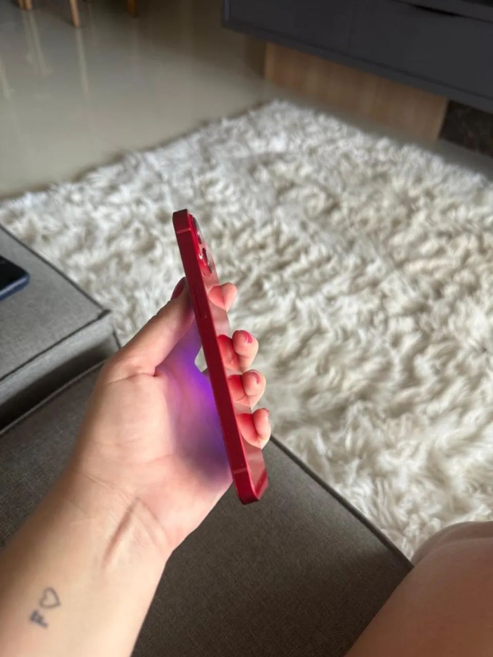iPhone 13 vermelho  - Foto 2
