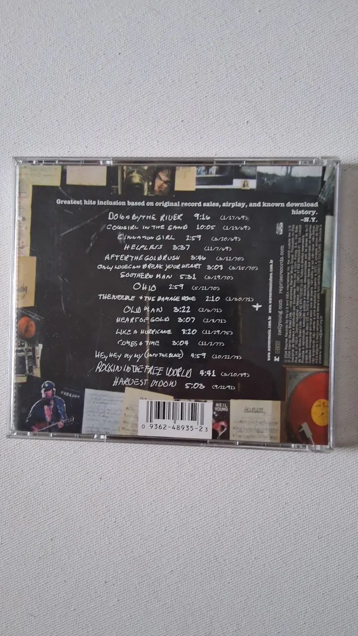 Cd Neil Young greatest hits usado  - Foto 2
