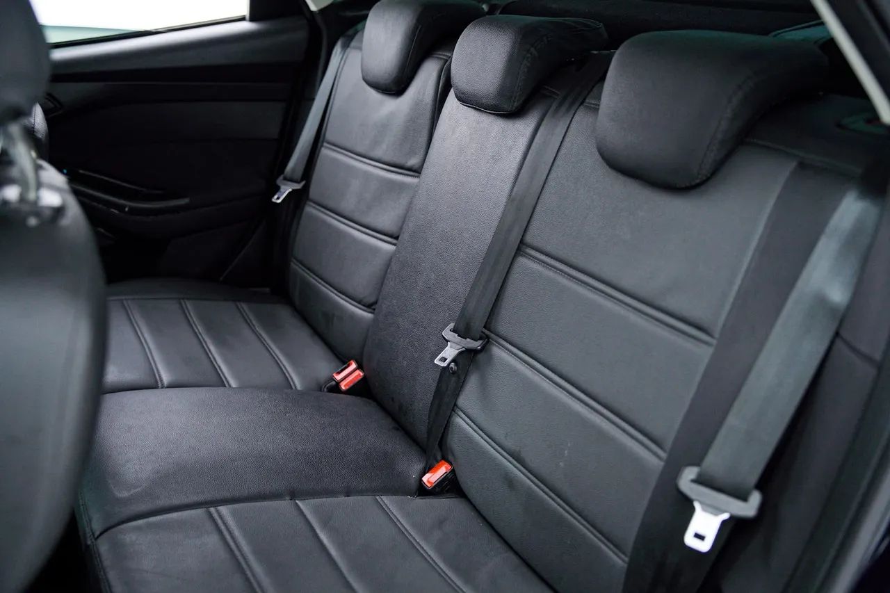 Ford Focus Sedan 2.0 16V/2.0 16V Flex 4p, foto 13 de 20