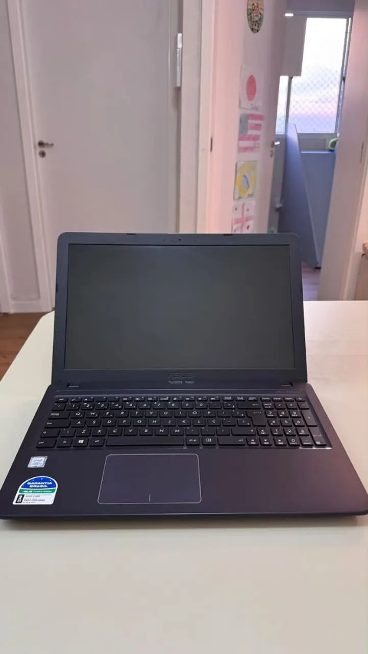 Notebook ASUS Core i3 - SSD 256 GB - Excelente Conservação