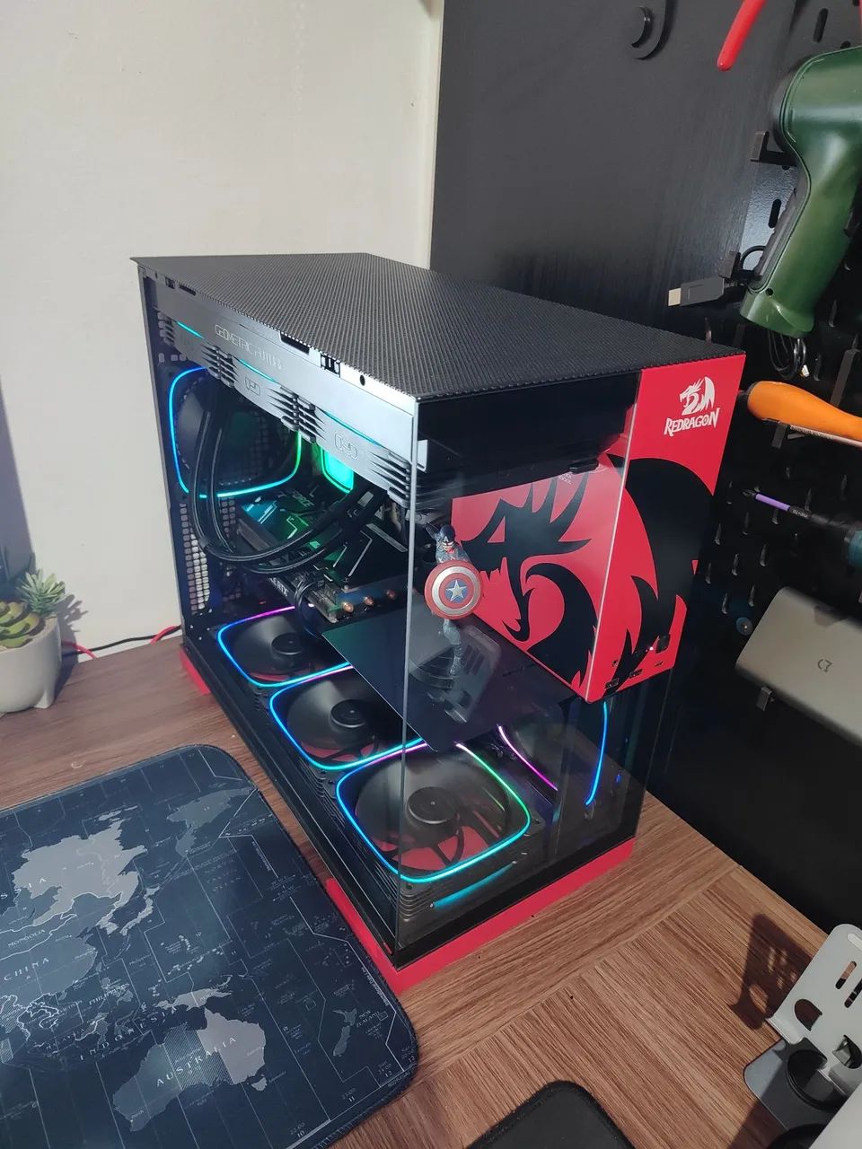 Gabinete High End Geometric Future Model 5 Redragon