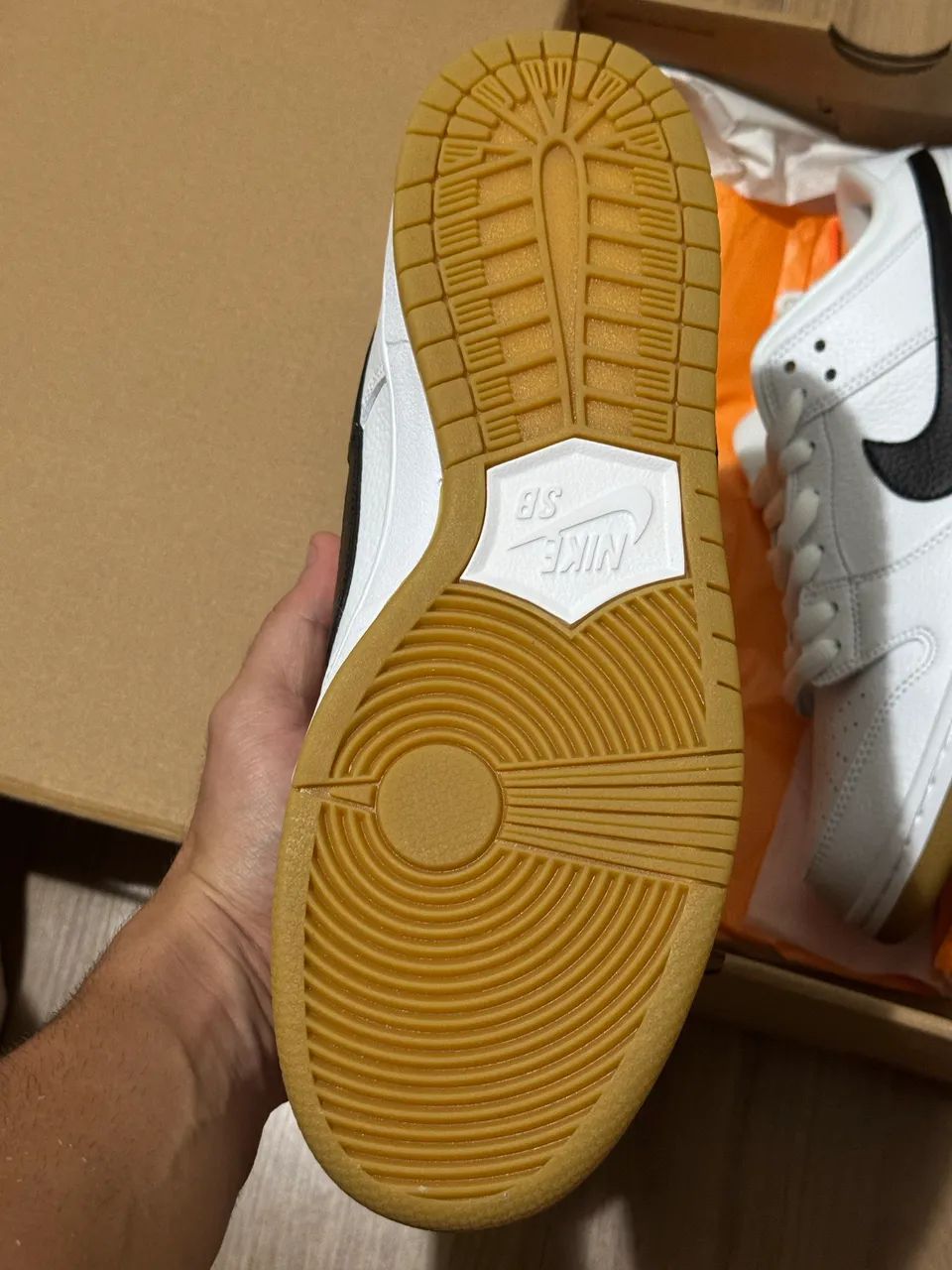 Tênis Nike SB Dunk Low Pro ISO White Gum - Calçados Esportivos