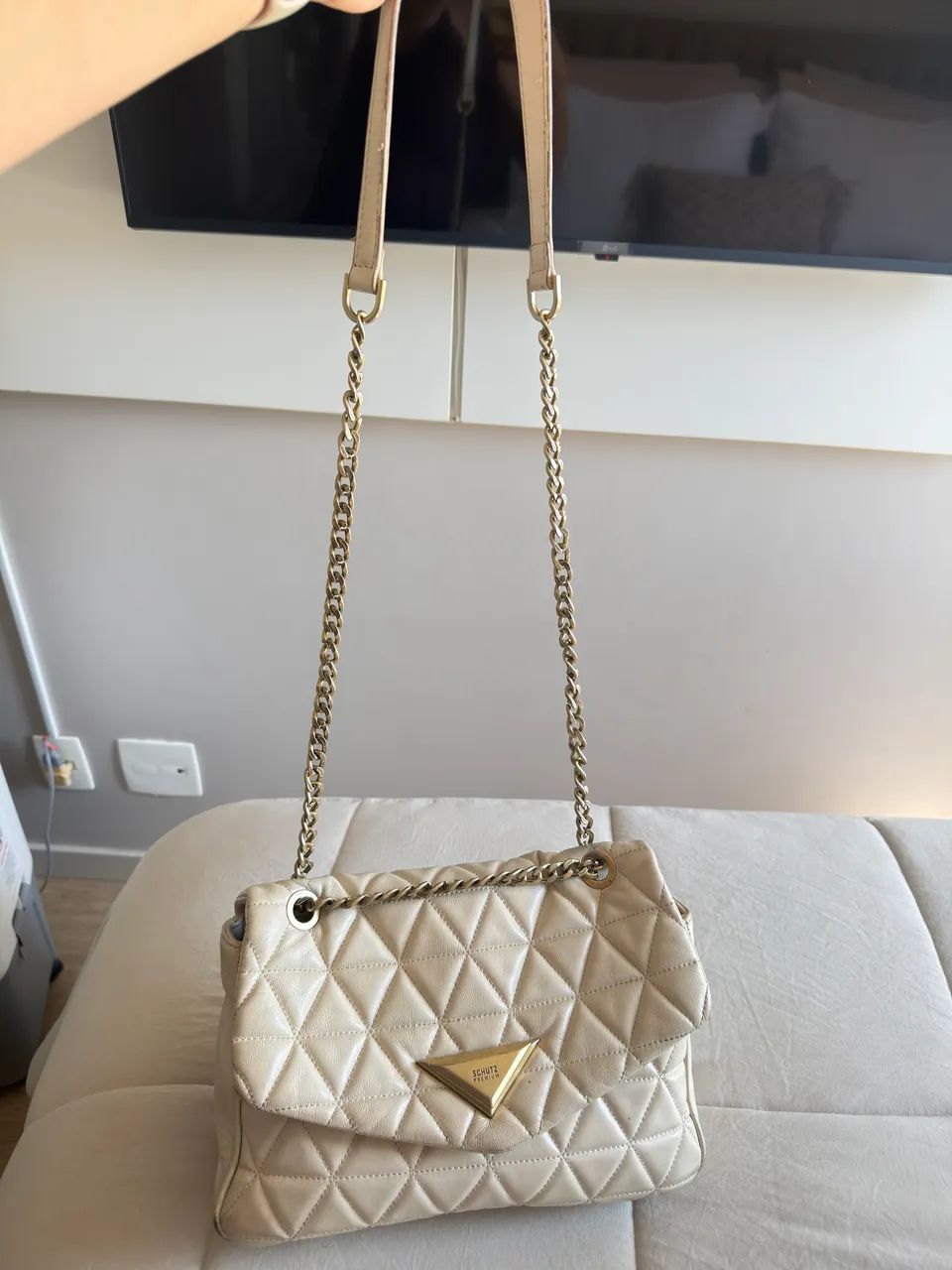 Bolsa Schutz modelo 944 grande 