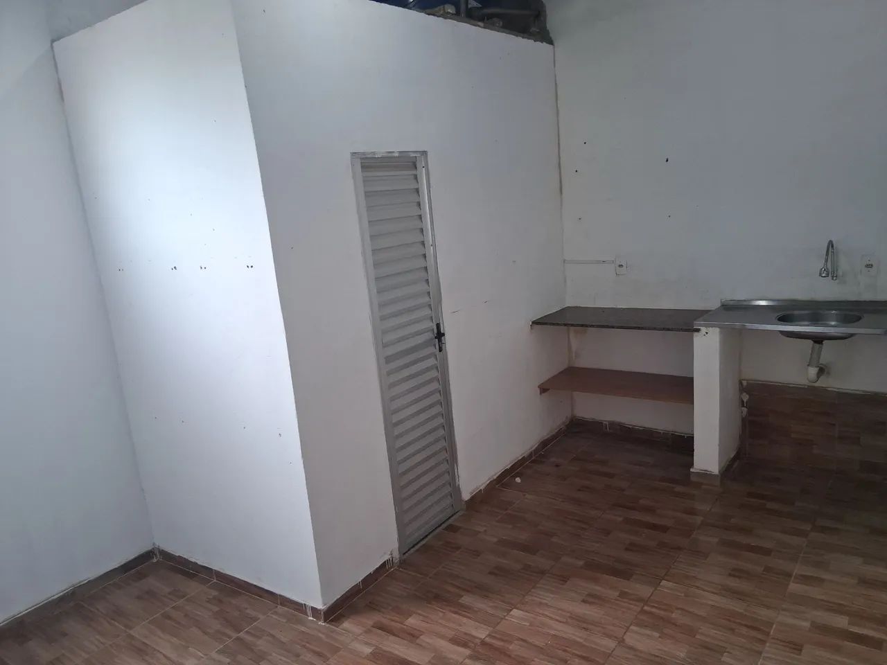 Alugo casa 800,00 com ar condicionado - Foto 3