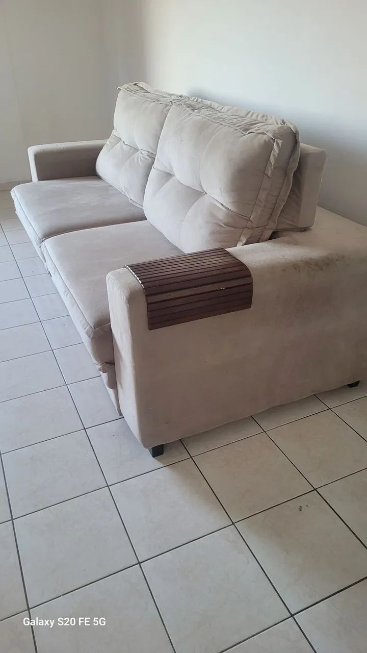 Sof á retrátil, bege 4 lugares. - Foto 2