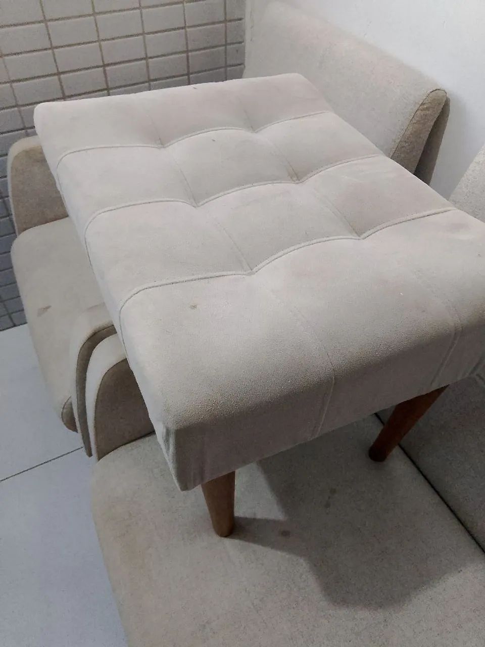 Duas poltronas e um puff  - Foto 3