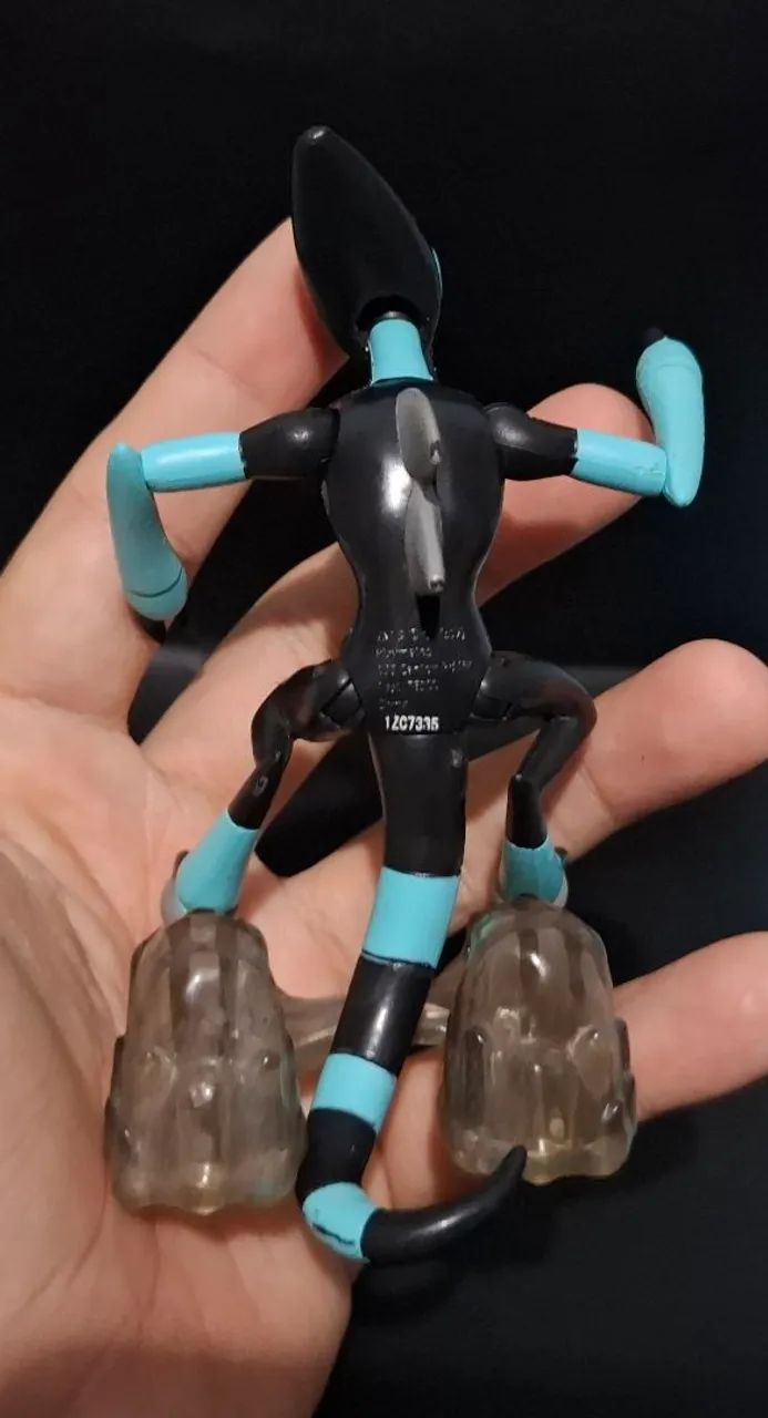 Ben 10 Reboot Xlr8 Boneco Original Playmates  - Foto 5