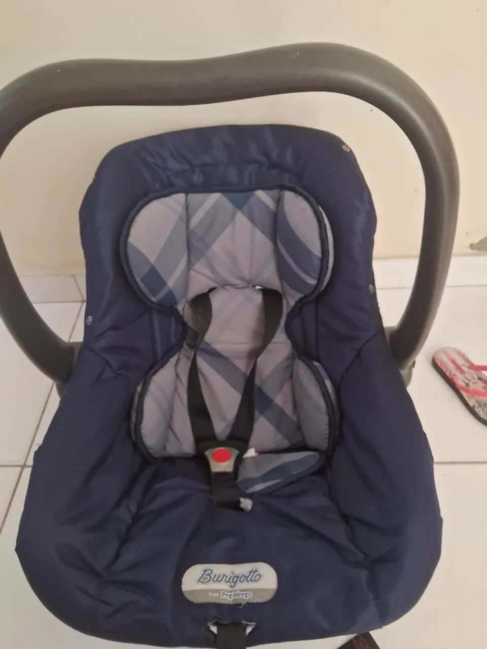 Bebê conforto para automóvel 