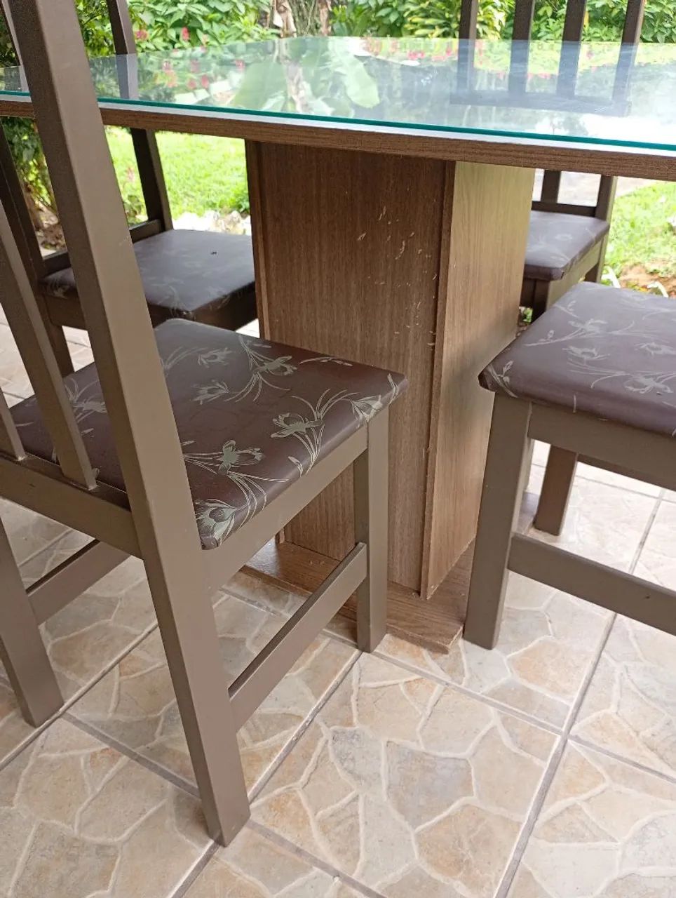 Mesa com 4 cadeiras  - Foto 5