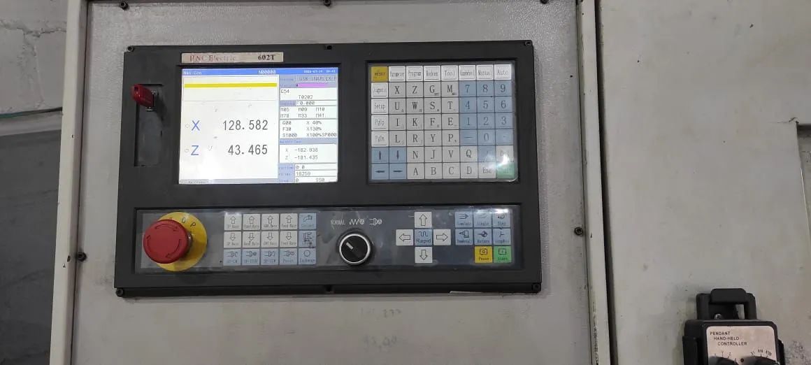 Torno CNC Galaxy - Foto 2