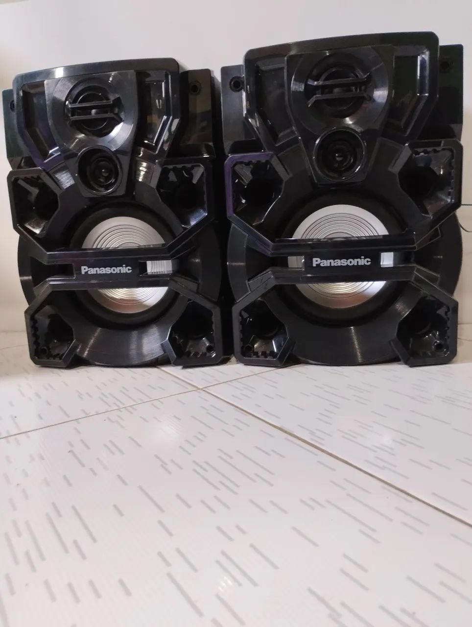 Vende-se duas caixas do som 700wt cada - Foto 2