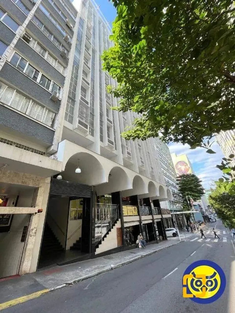 Sala - Centro - venda - 1 vaga de garagem