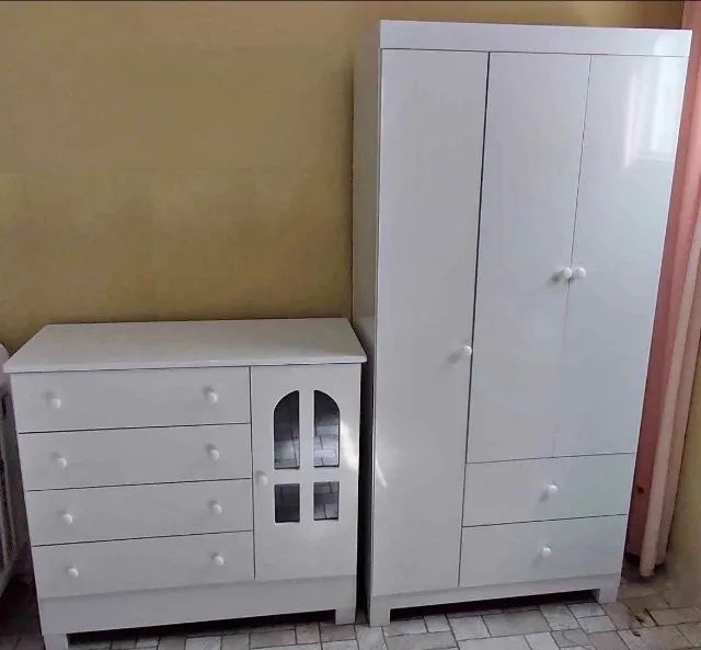 Cômoda e guarda roupa infantil 