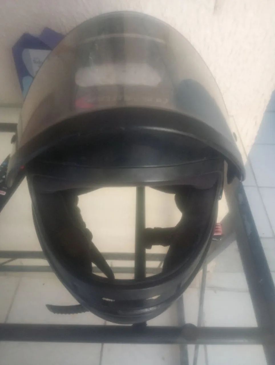 Vendo capacete seminovo