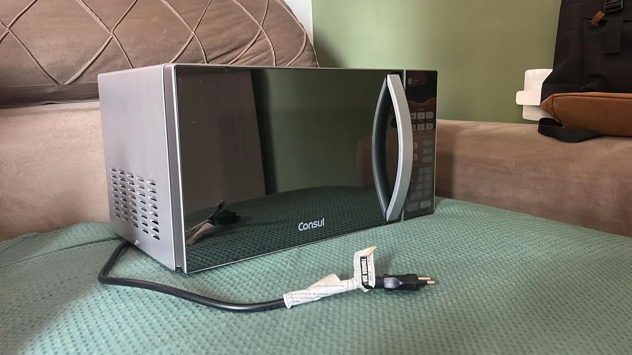 Microondas Cônsul 20L