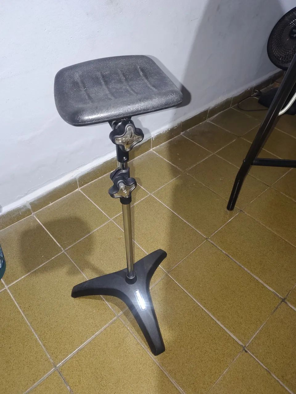 Maca de tatuagem e suporte de braço  - Foto 3