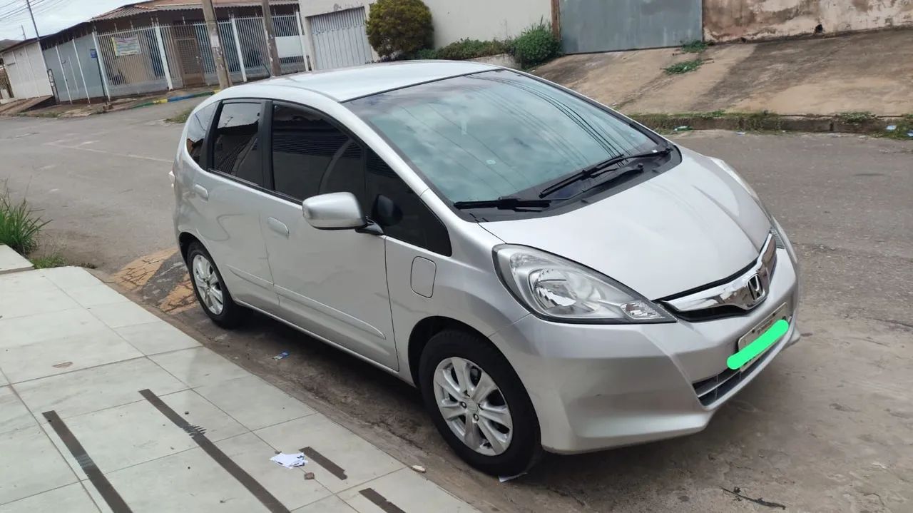 Honda Fit LX 1.4 16V FLEX 2013