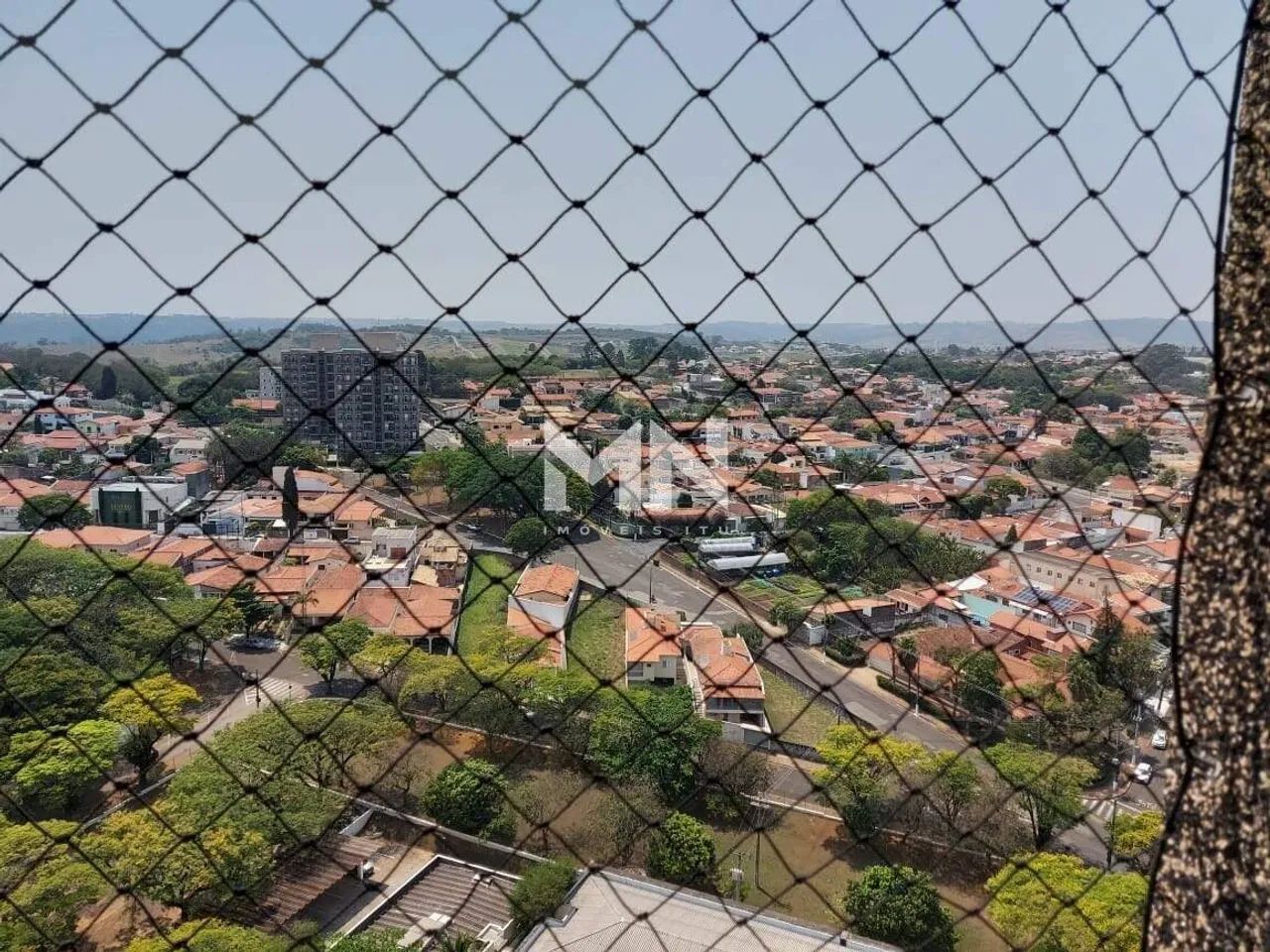 Apartamento à venda no Condomínio Edifício Portella em Itu/SP.