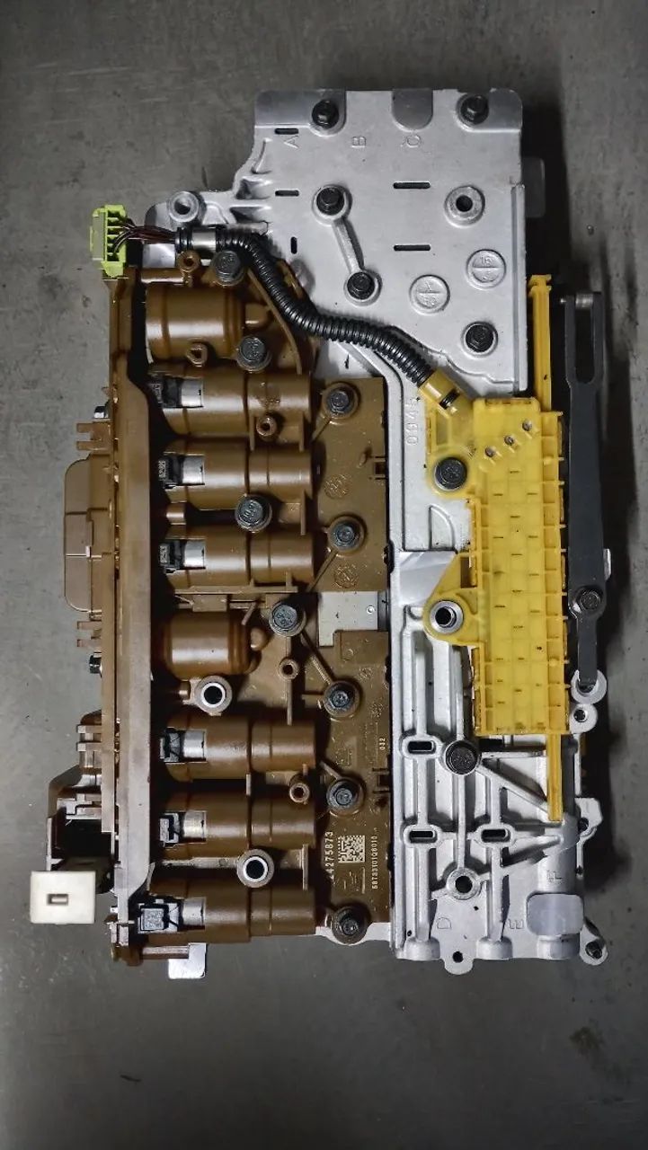 Corpo de válvulas e módulo do câmbio automático Chevrolet 