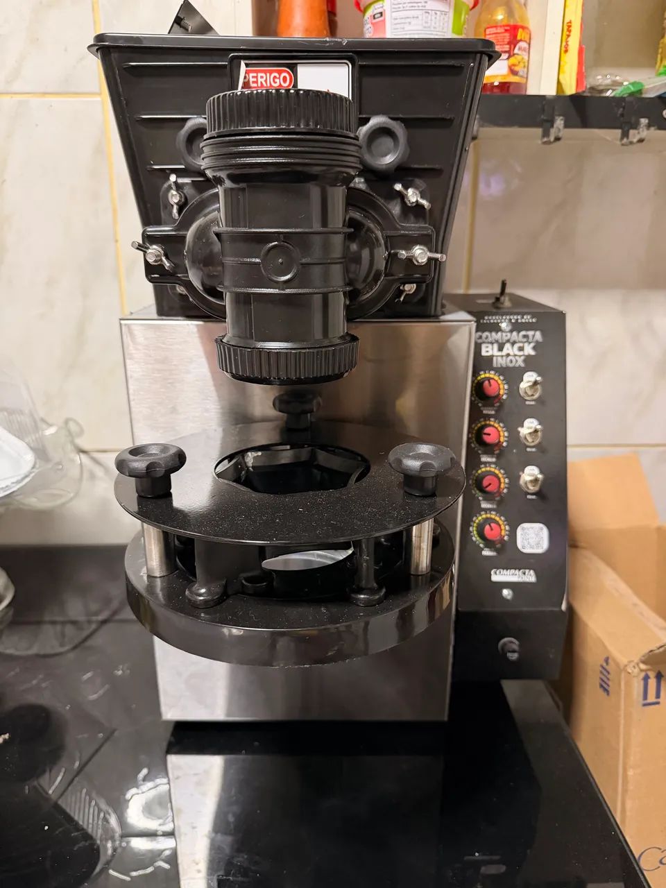 Máquina de Salgado - Compacta Print Black Inox