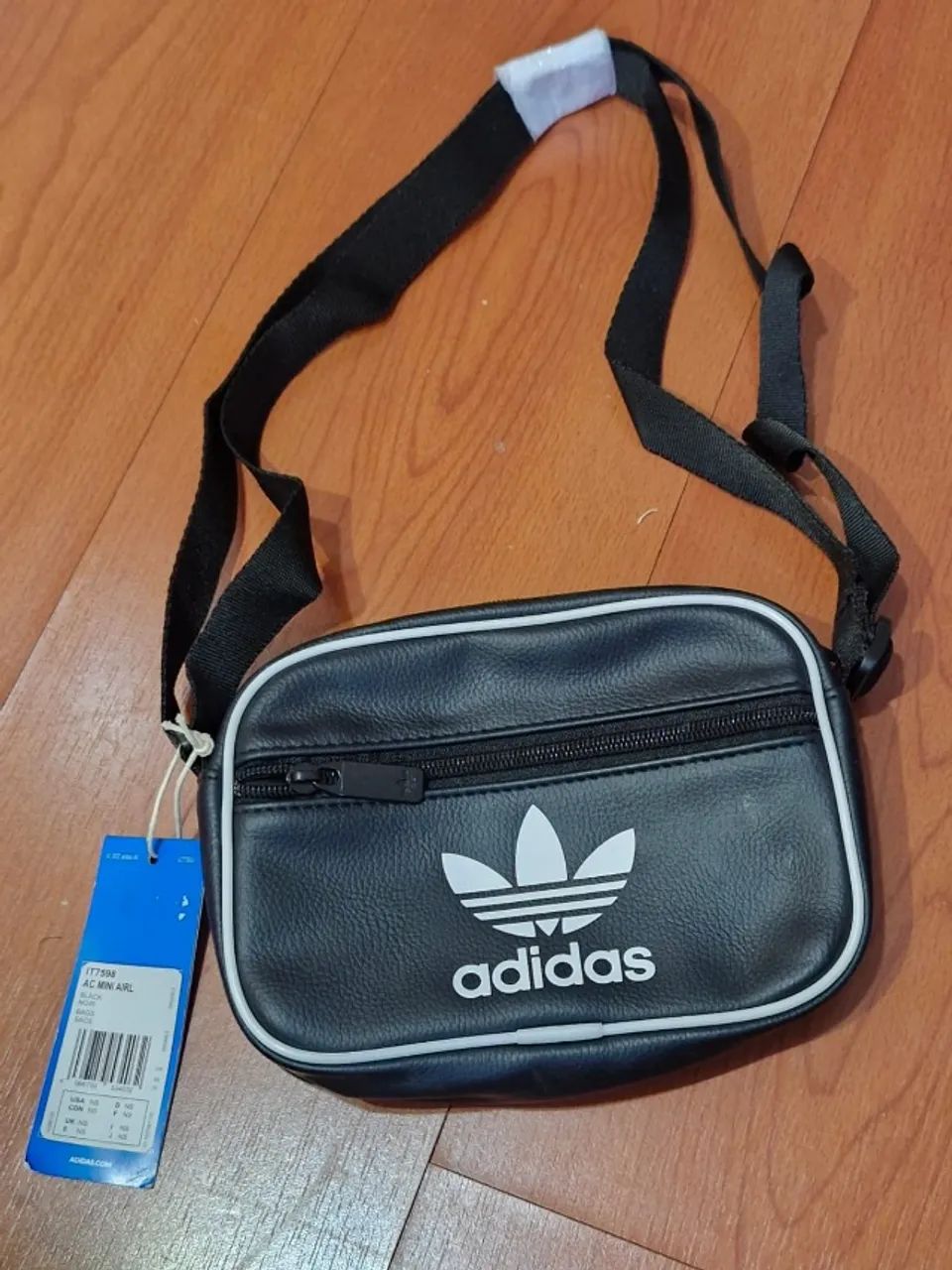 Bolsa retangular Adidas nova