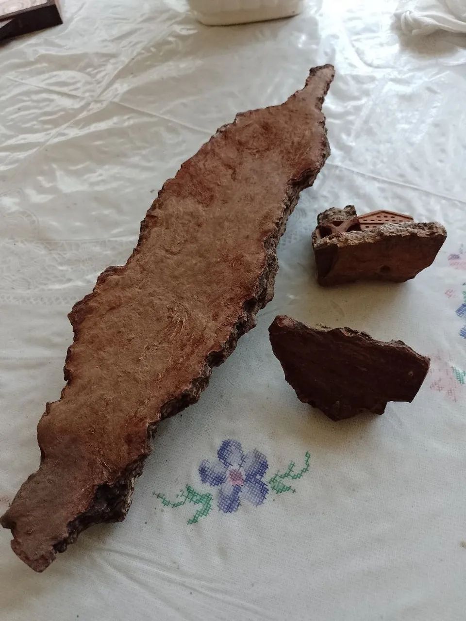 Artesanato na casca da madeira  - Foto 5
