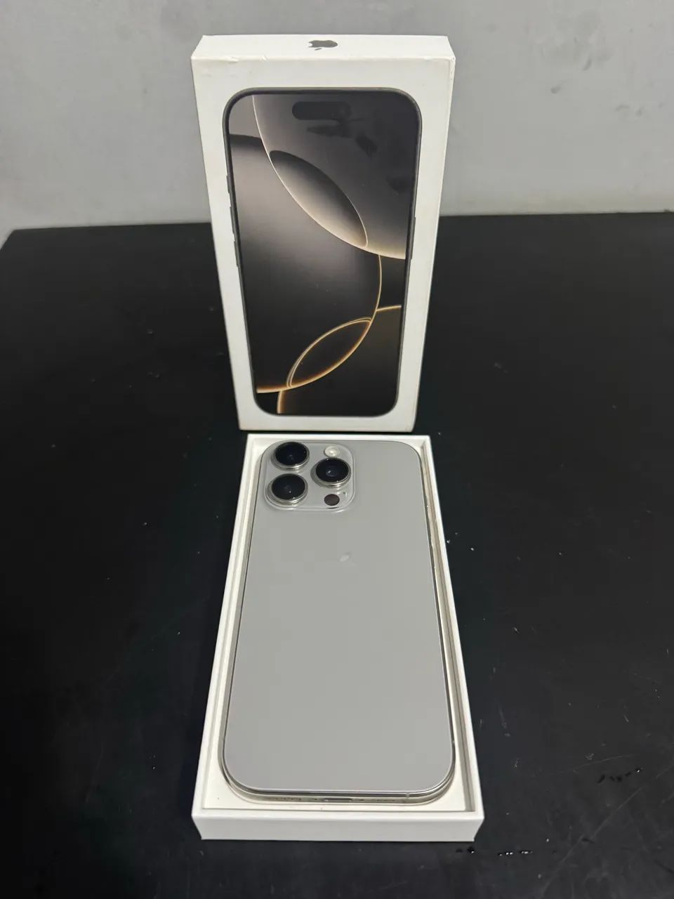 IPhone 16 pro 128 GB - Foto 2