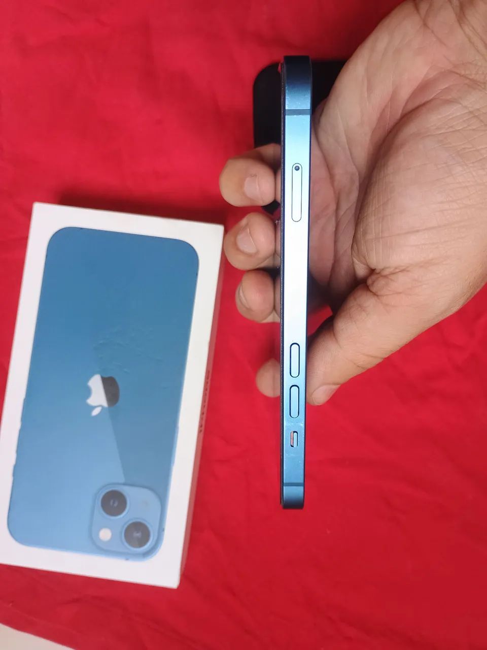 iPhone 13 
