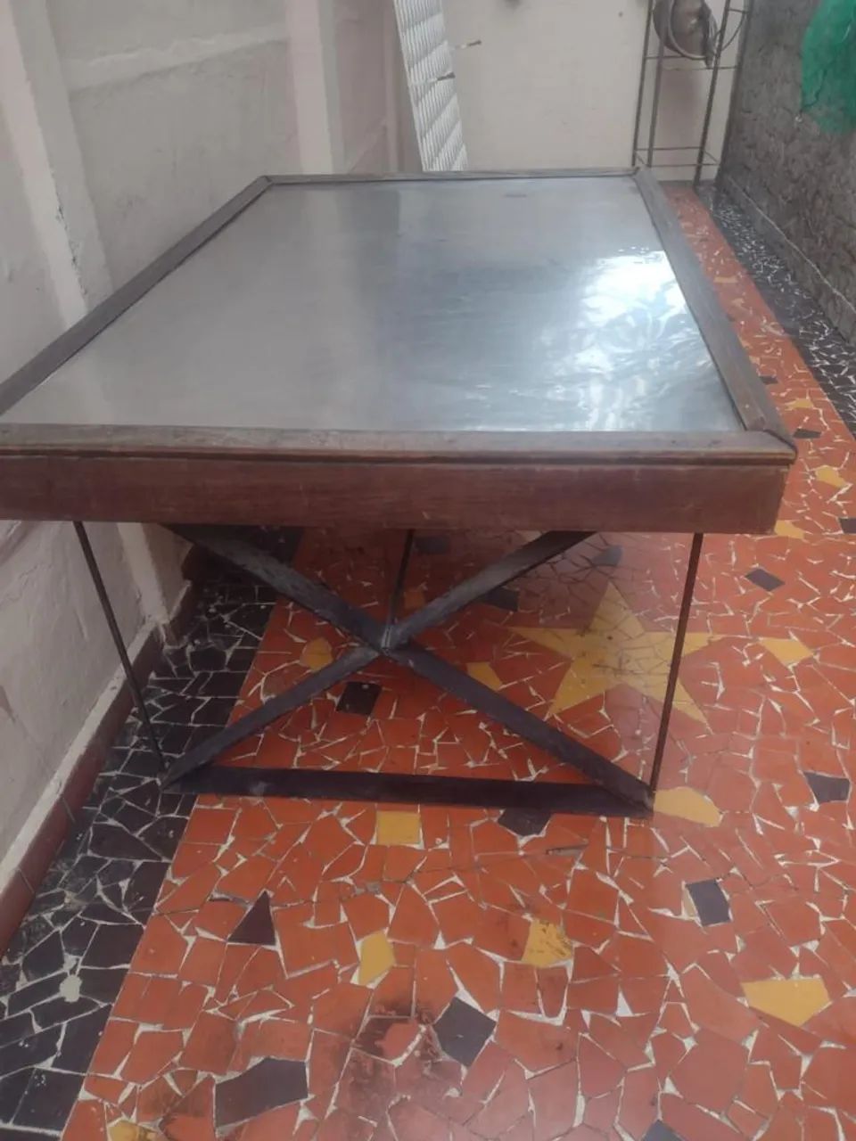 Mesa de aço inox.