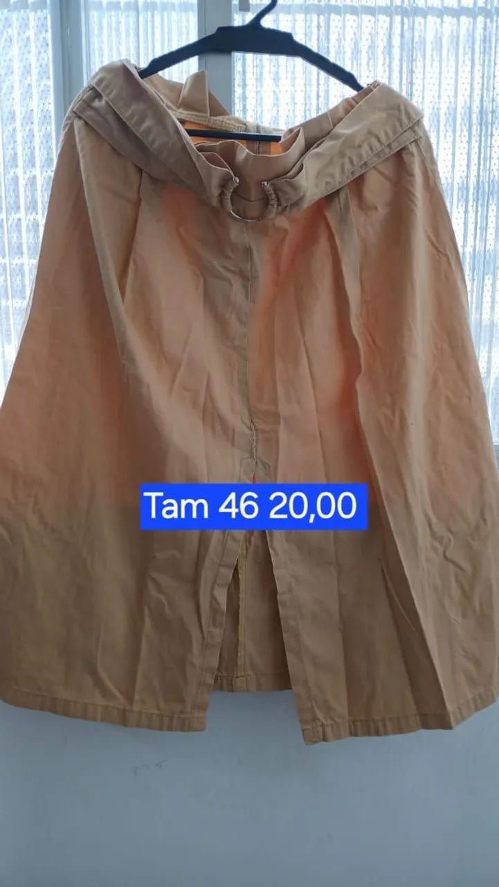 Saias diversas 3 PCs, cada unidade valor se R$ 20,00.