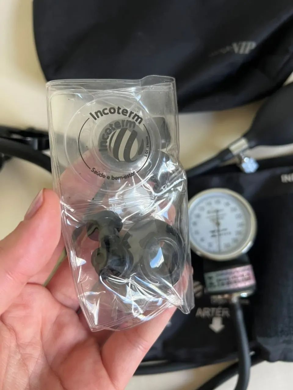 Conjunto estetoscópio com esfimomanômetro - Foto 2