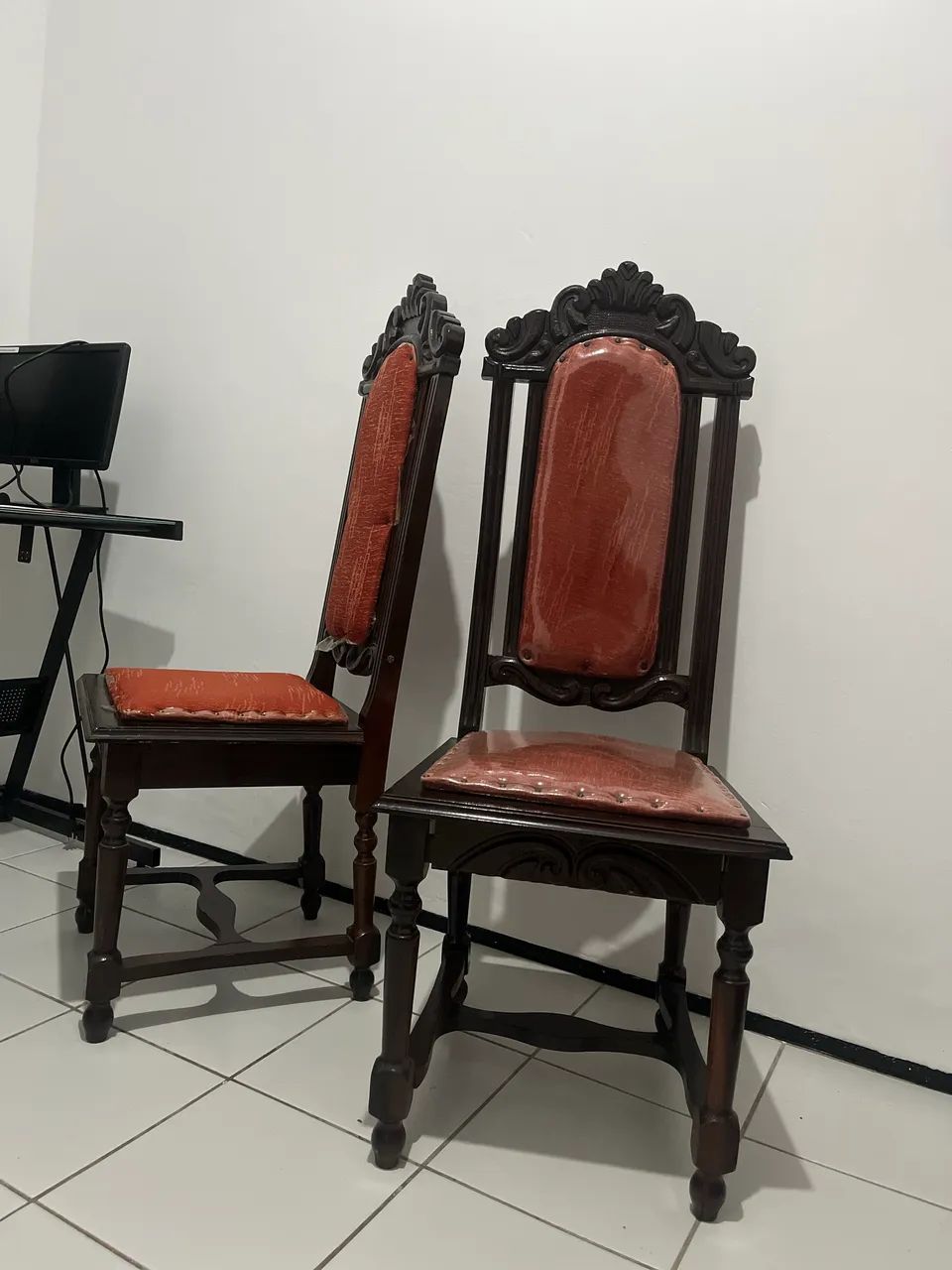 Cadeiras Estilo Colonial