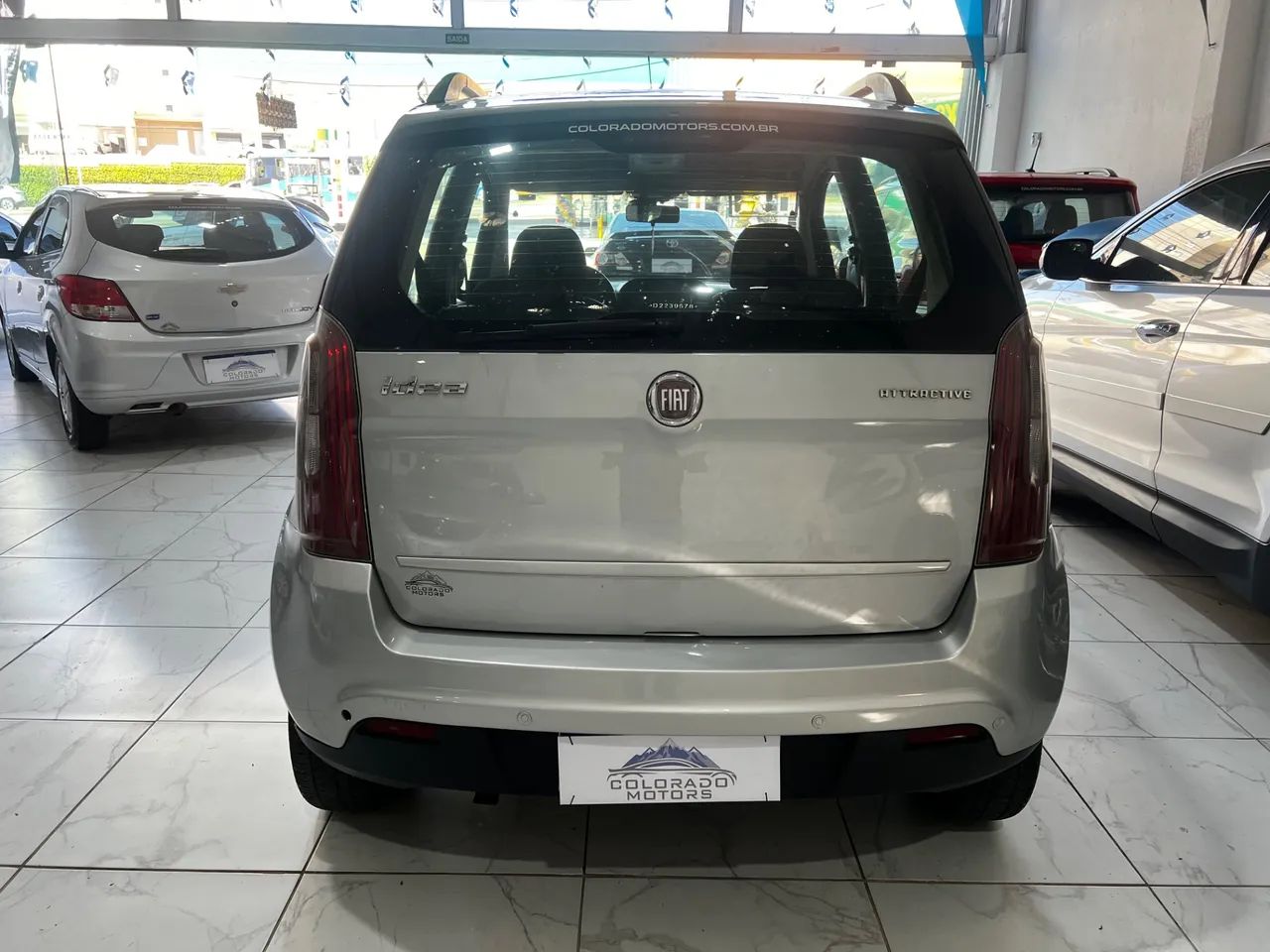 Fiat Idea Attractive 1.4 Fire Flex 8V 5P 2013 - Foto 2