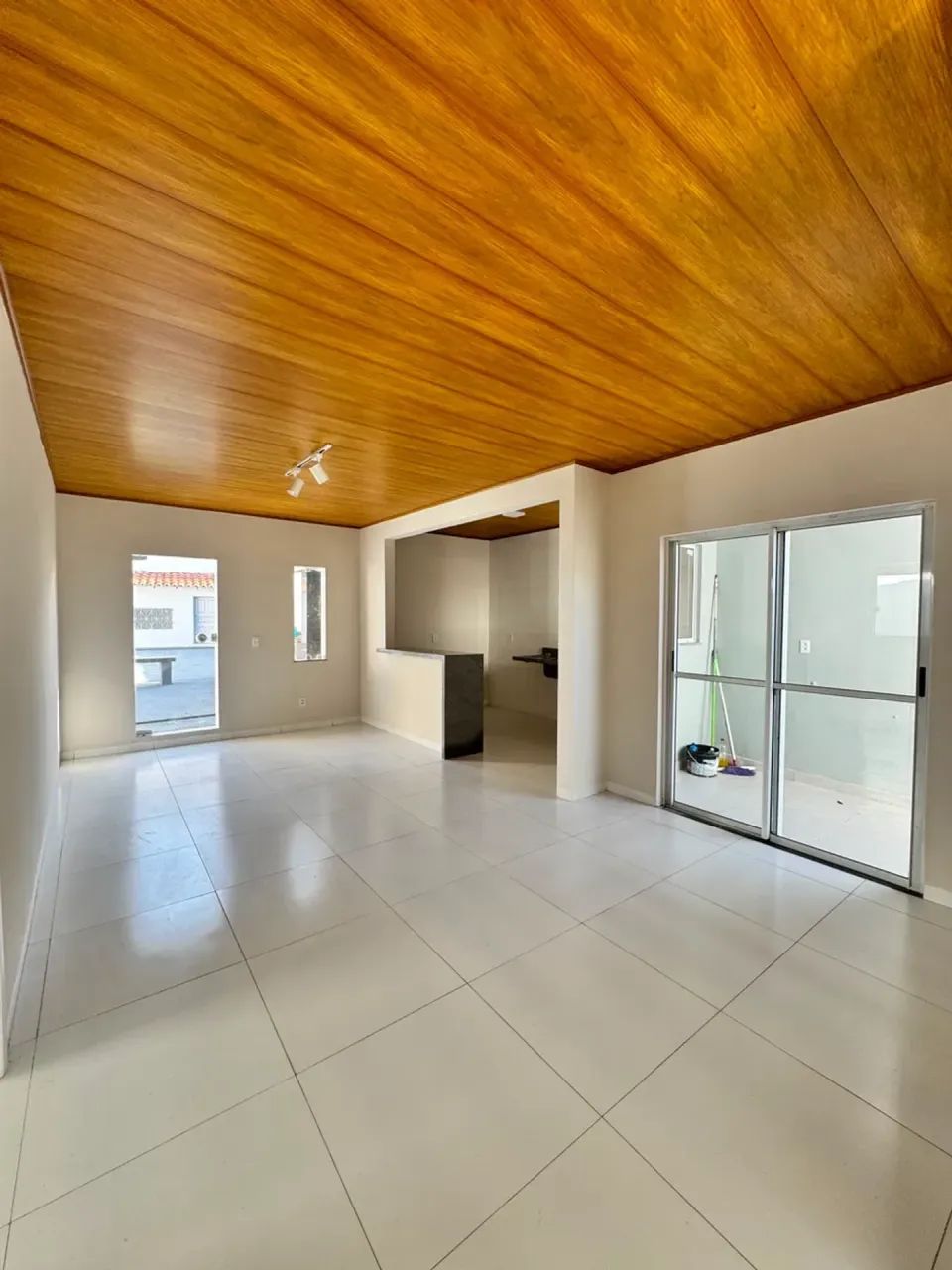 Casa Térrea reformada com 4 quartos no Parque Atenas!!! - Foto 2