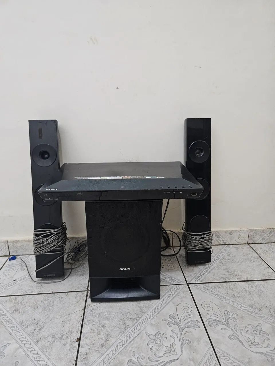 Sistema de Som 2.1 - Foto 2