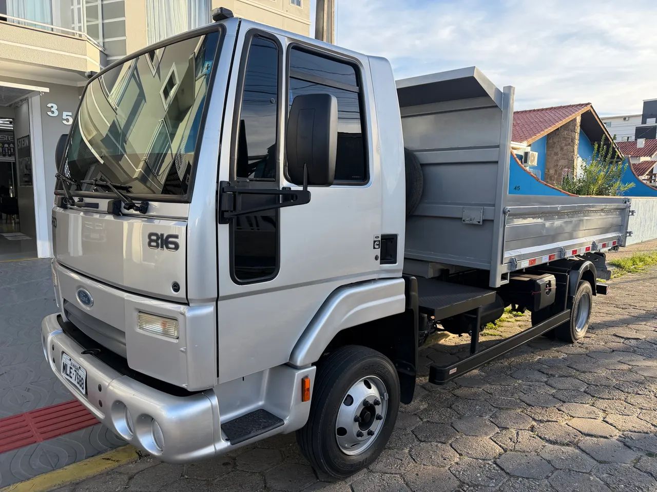 Ford Cargo 816  - Foto 4
