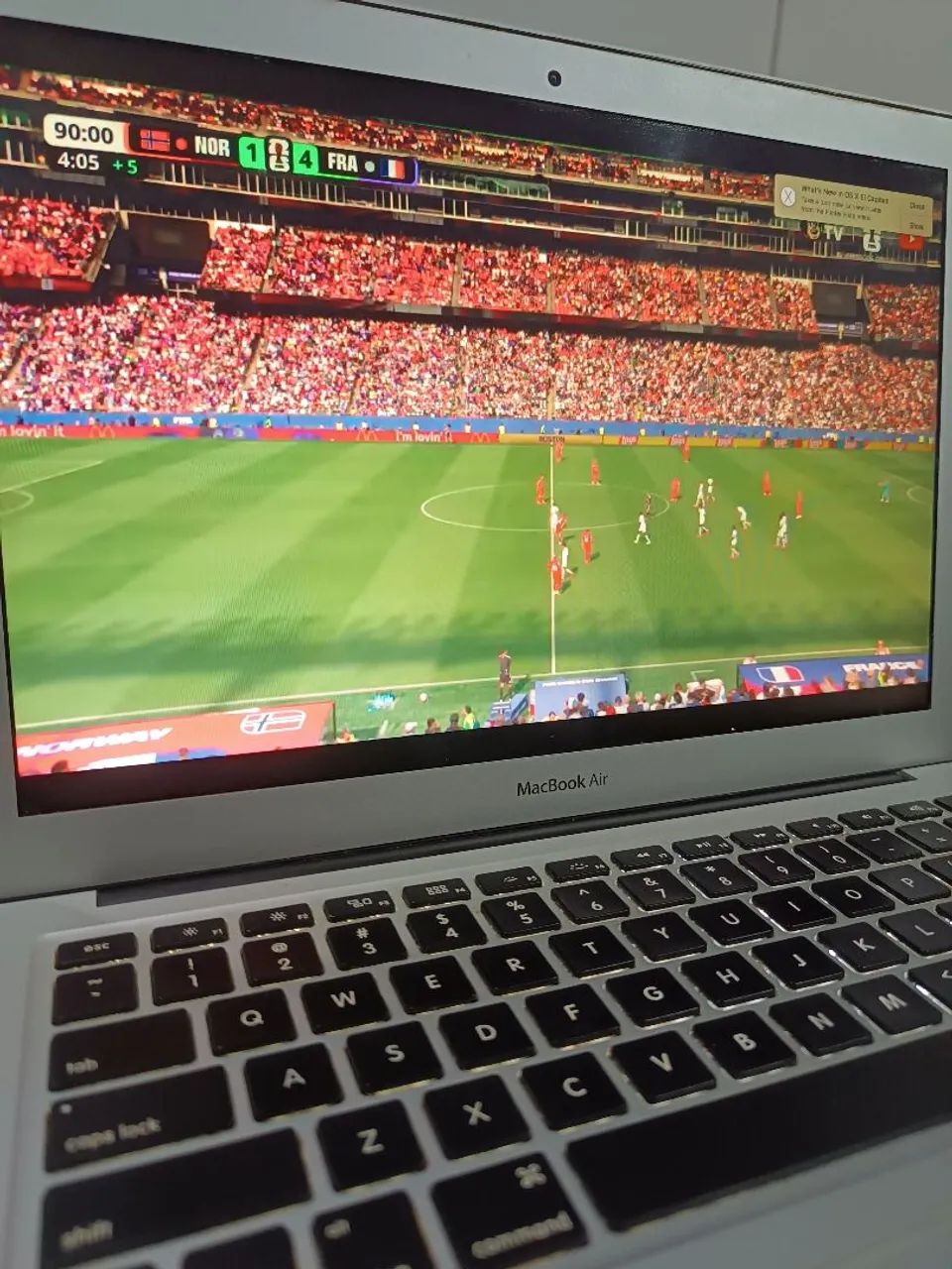 MacBook Air i5 MacOS Monterrey impecável  - Foto 5