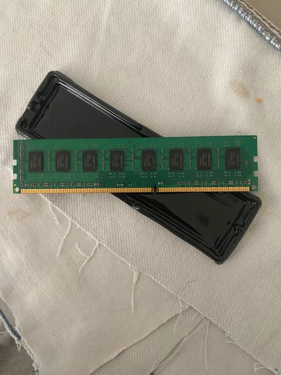 Mem ória RAM DDR3 4GB 1600Mhz - Foto 2