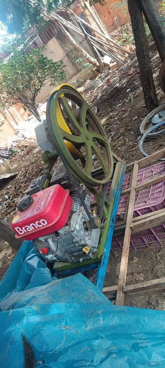 Vendo motor de moer caldo de cana, ótimo para trabalhar e fazer dinheiro  - Foto 4