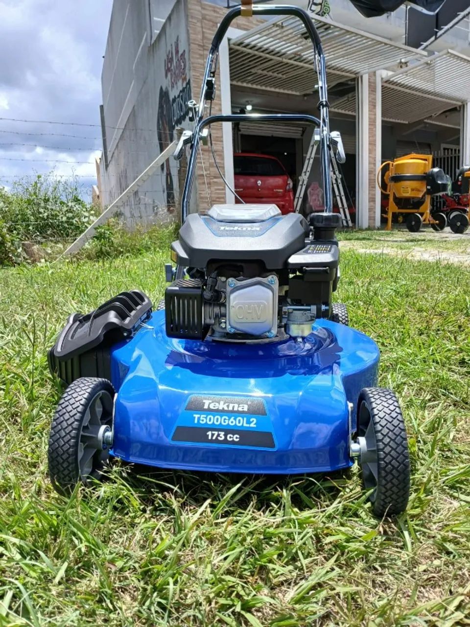 Cortador de gramas a gasolina  173cc novo na caixa