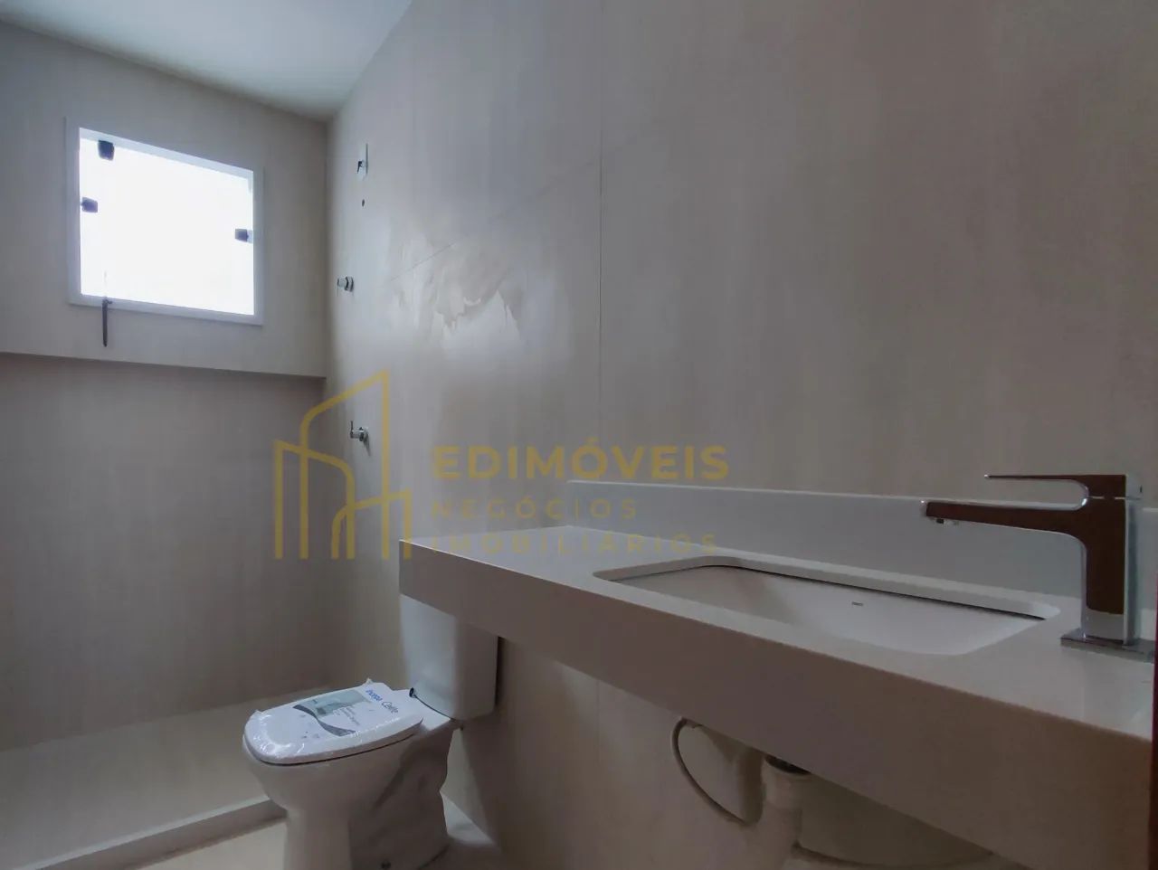Oportunidade Única: Casa com 3 Suítes em Planície da Serra - Foto 3