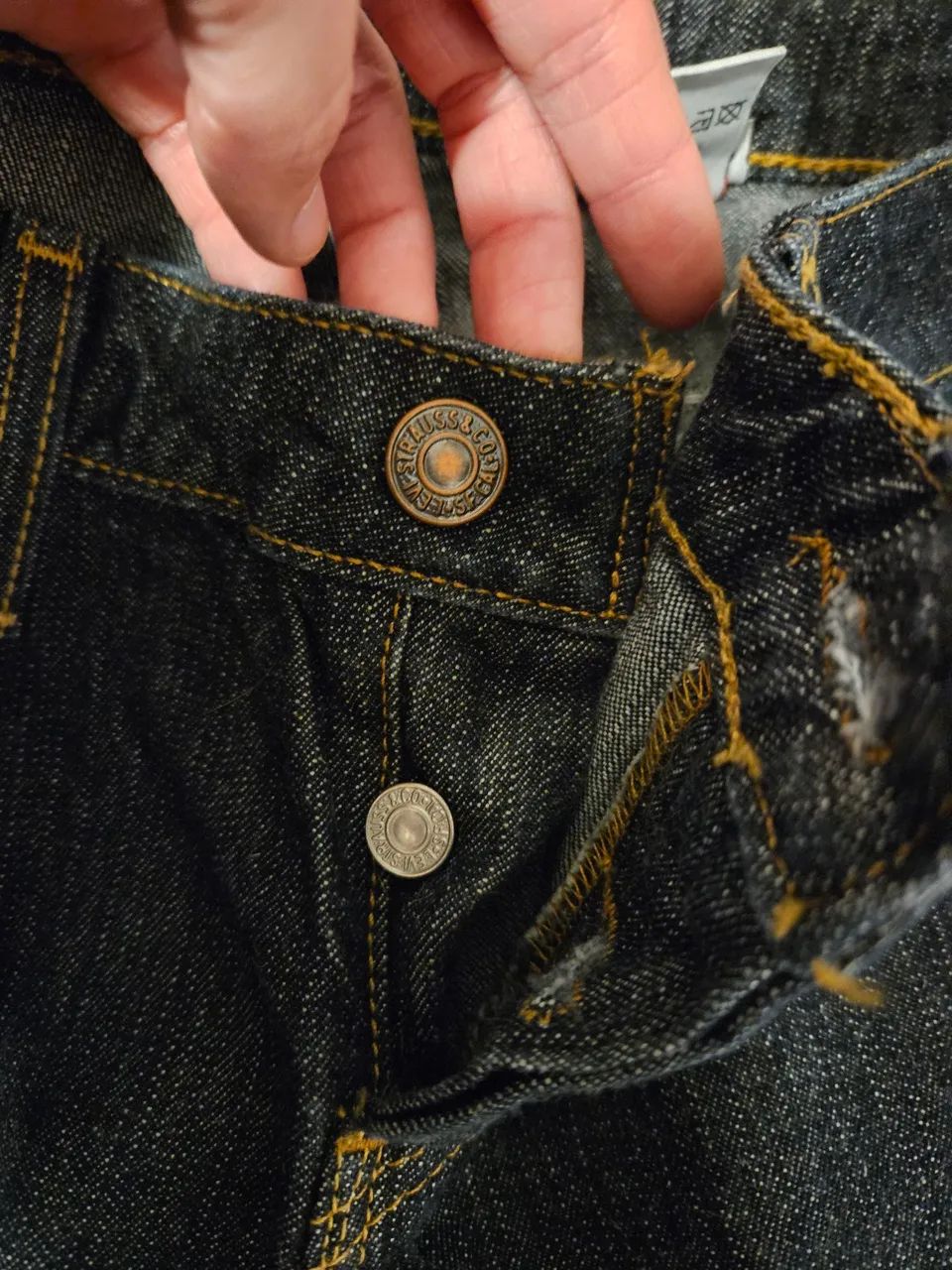 Calça Levis tamanho 28 - Foto 5