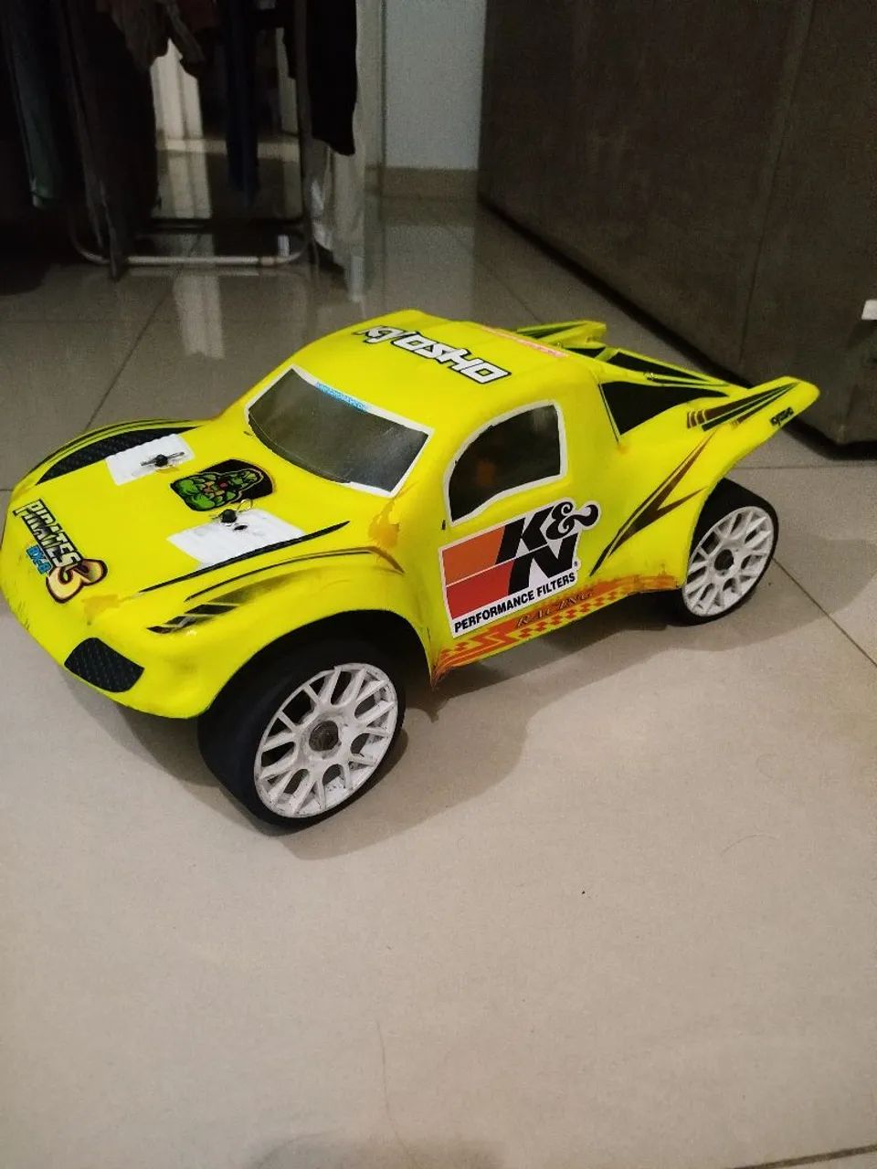 Automodelo kyosho 