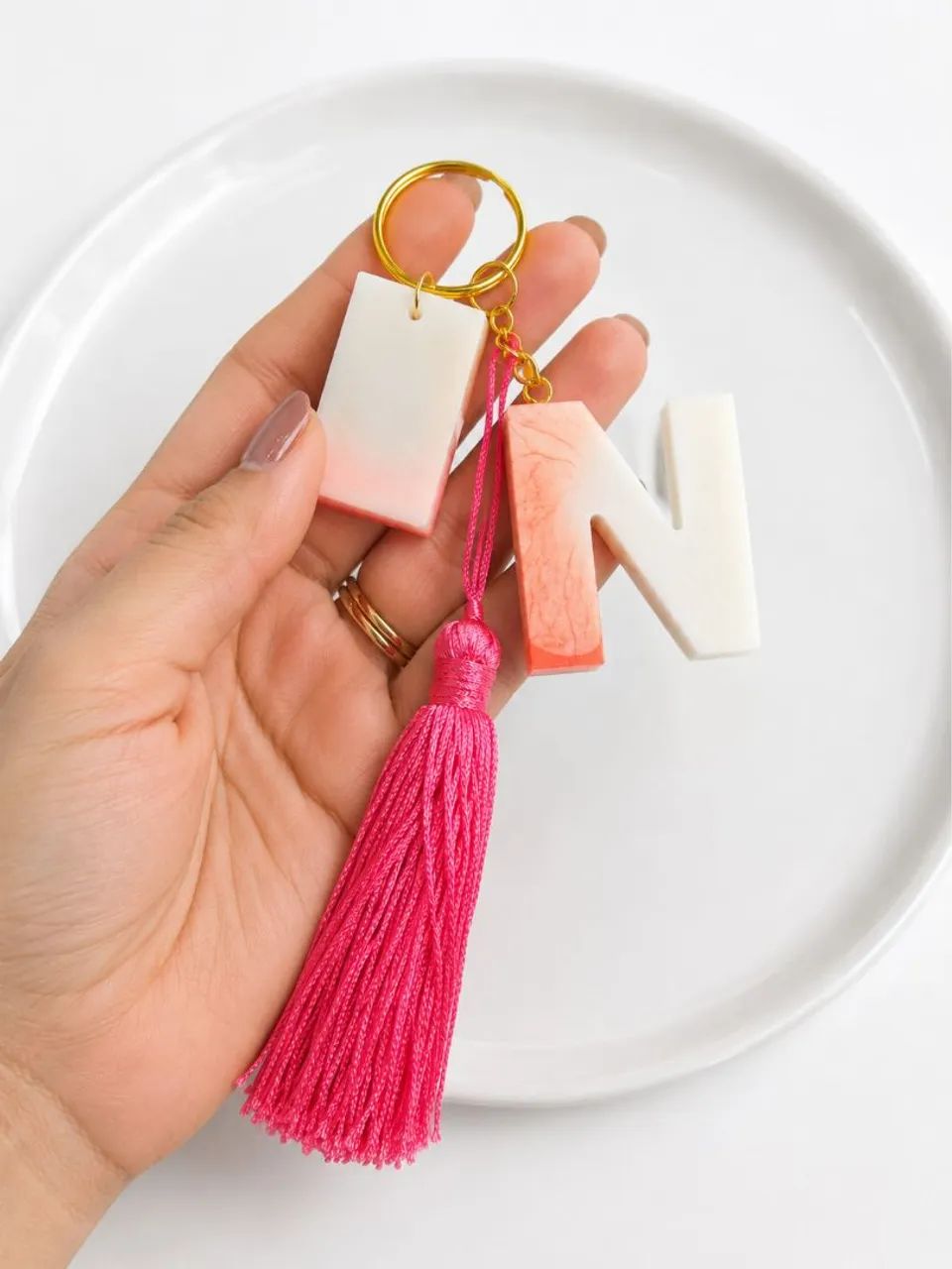 Kit chaveiro Personalizado em resina letra + Lip gloss Princesa 