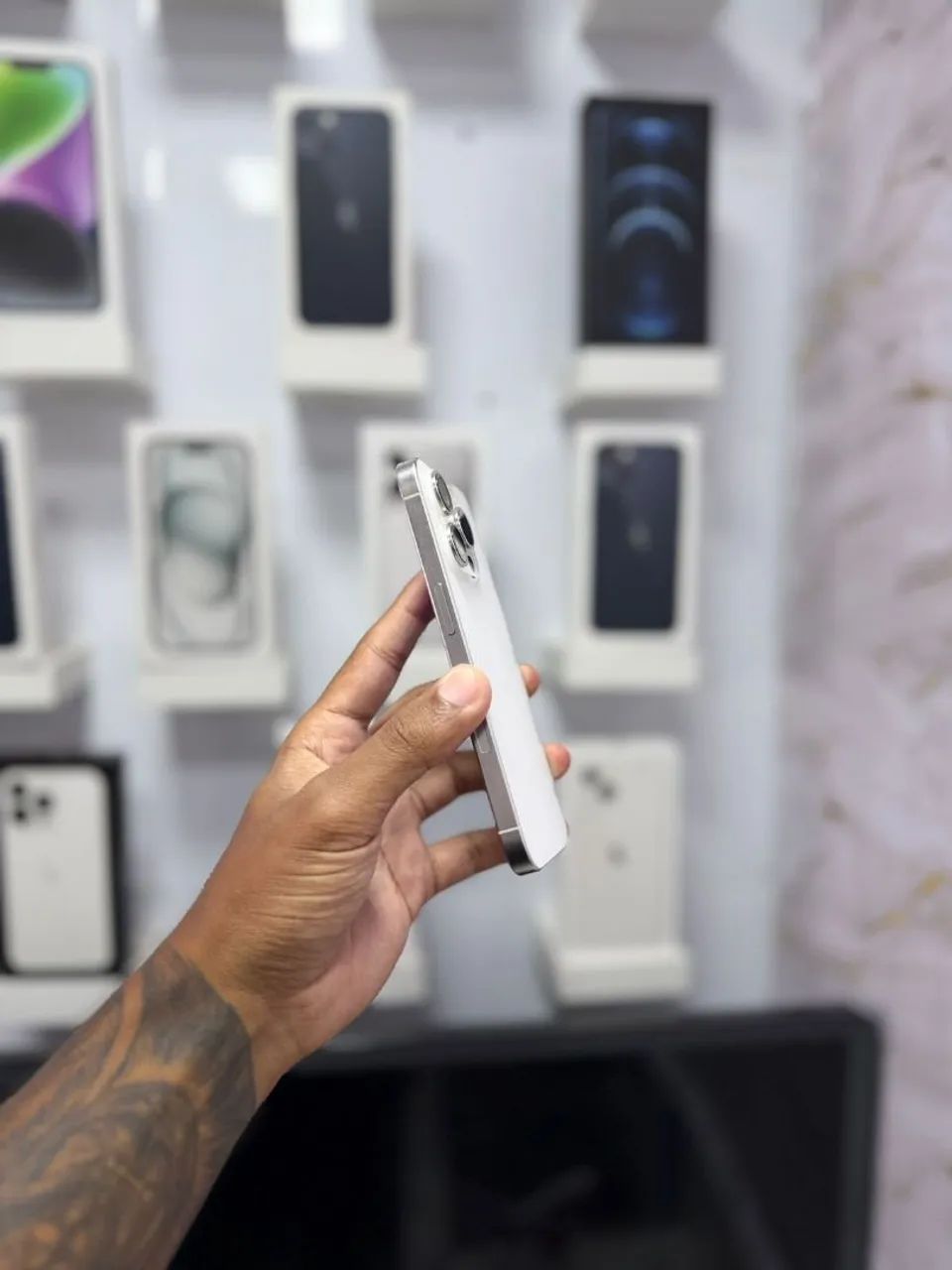 IPHONE 15 PRO MAX 256GB BRANCO<br>R$ 4.999,00 TOP - Celulares e