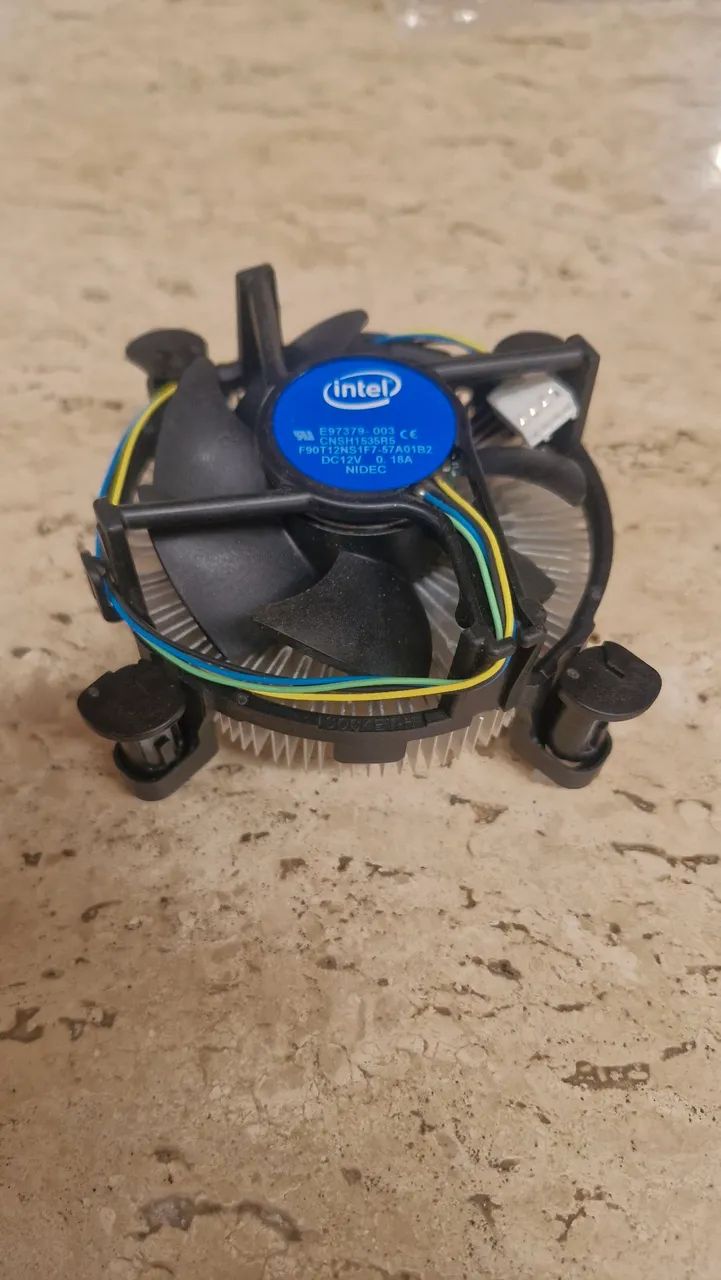 Processador Intel Core i3-8100 8ª Geração 3.6GHz - Foto 3