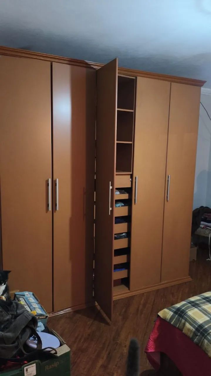 Guarda roupa + criado mudo +cômoda  - Foto 3