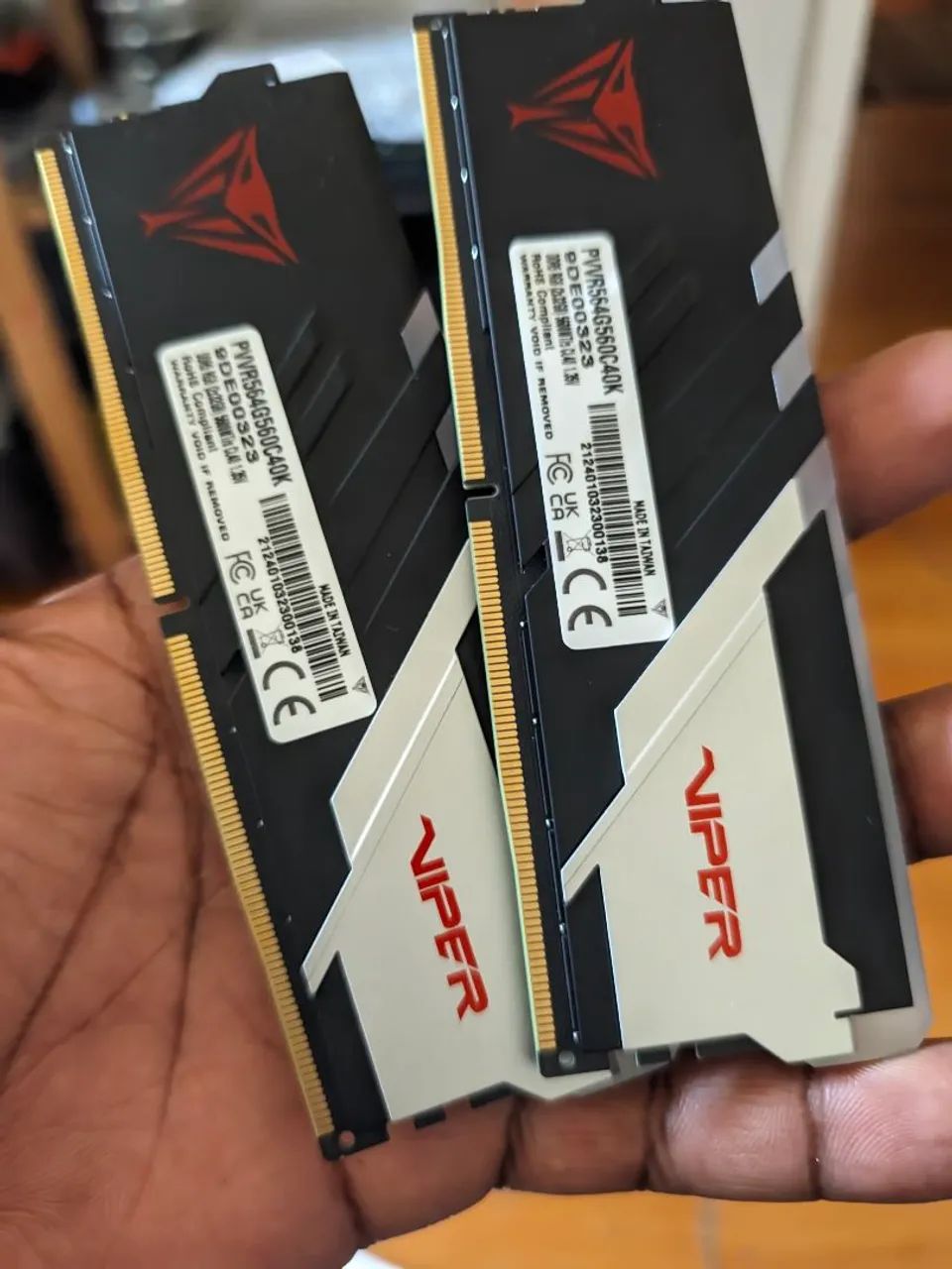 64gb de ram 2x32.  5600mhz DDR5 
